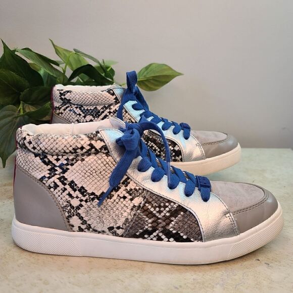 Circus by Sam Edelman Deszi High Top 9 Gray Silver Snakeskin - Picture 1 of 7